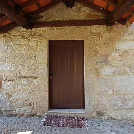Nyaraló Casinha Pousafoles Arouca