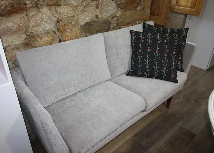 Casinha Pousafoles Vakantiehuis *